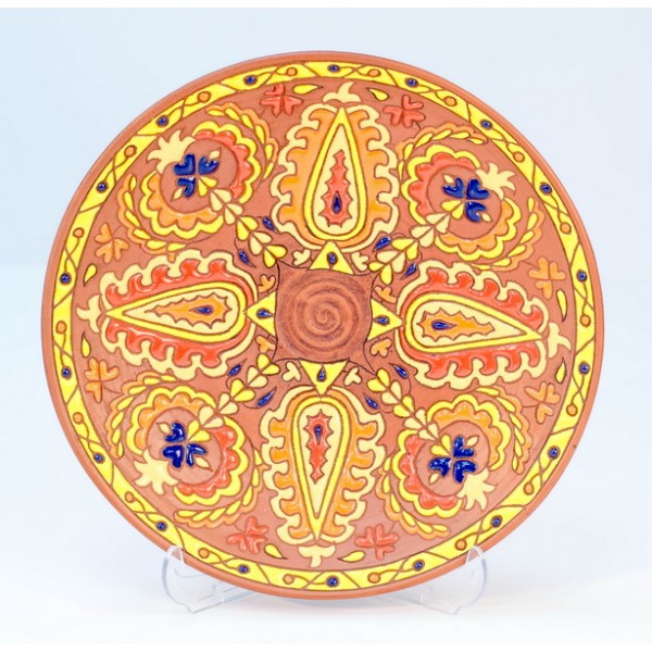 Керамическая тарелка от Марины Курукчи